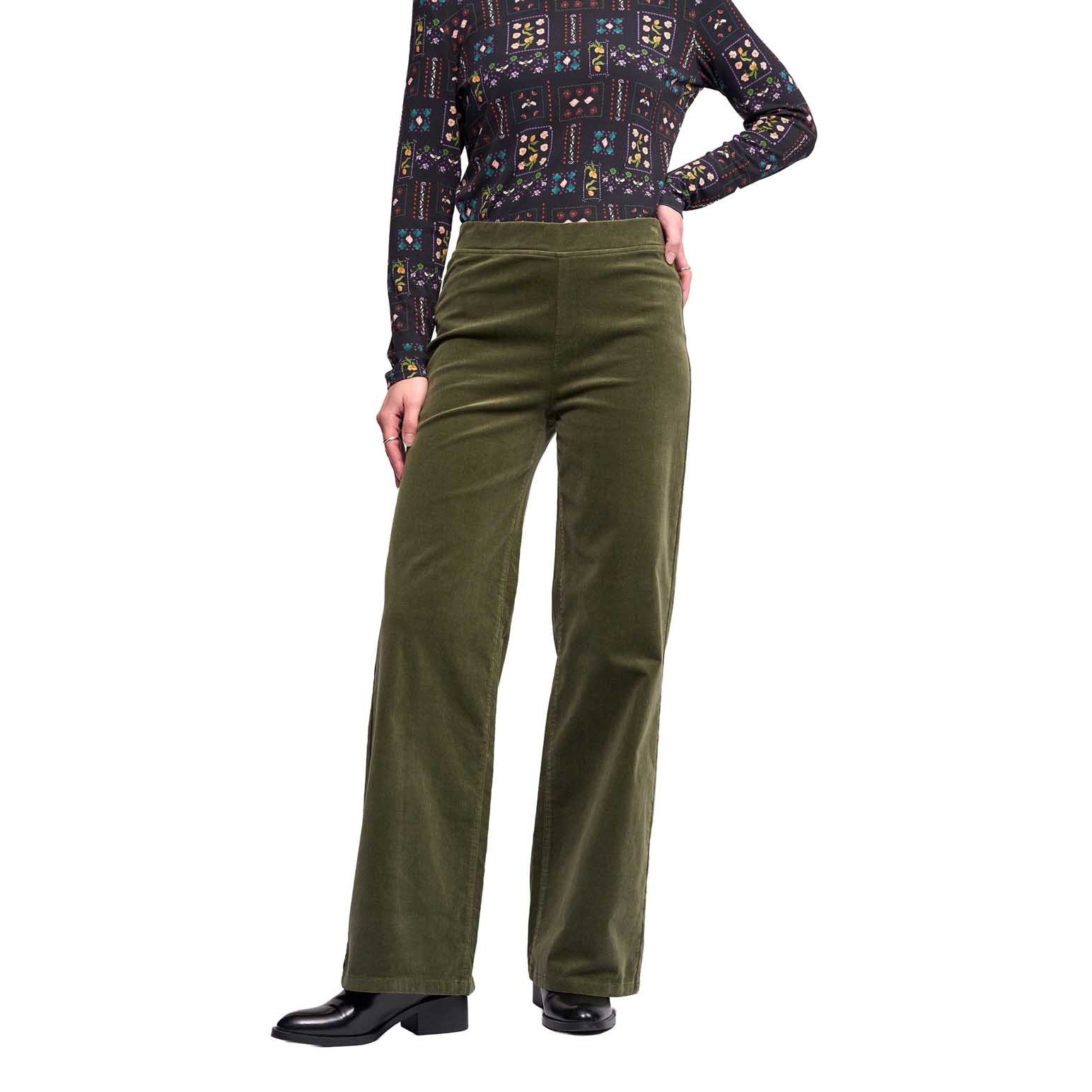 Vassalli Loft Cord Pull On Pant